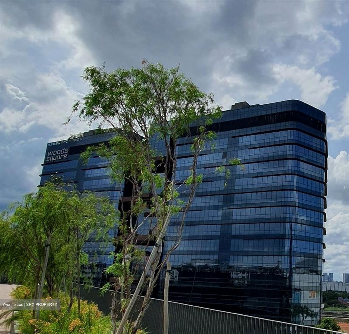 Woods Square (D25), Office #488964051